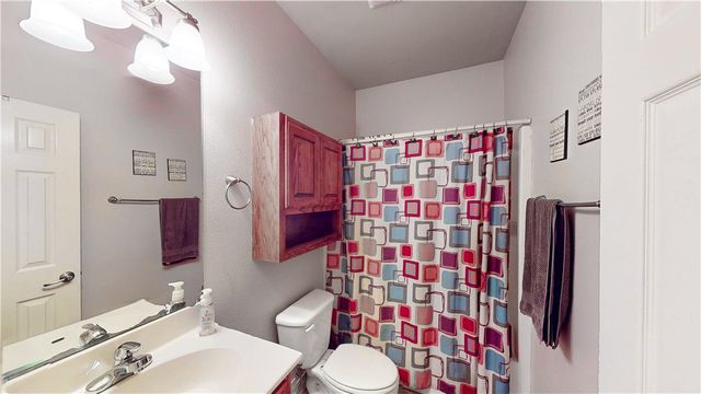 1 Totton Lane, Bella Vista, AR 72714