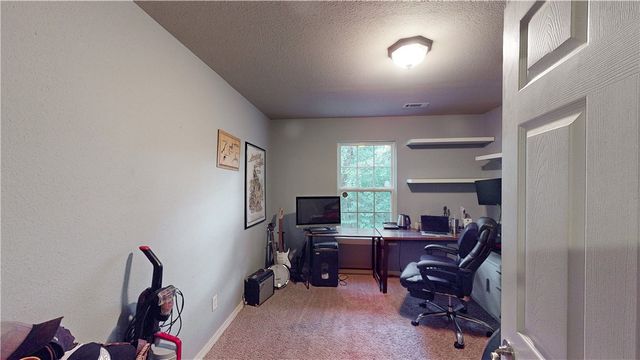 1 Totton Lane, Bella Vista, AR 72714