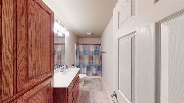 1 Totton Lane, Bella Vista, AR 72714
