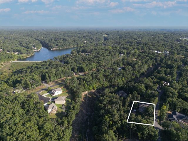 1 Totton Lane, Bella Vista, AR 72714