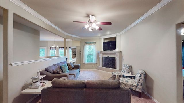 1 Totton Lane, Bella Vista, AR 72714