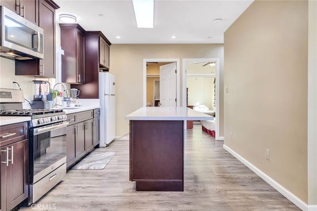 1972 Olive, Long Beach, CA 90806