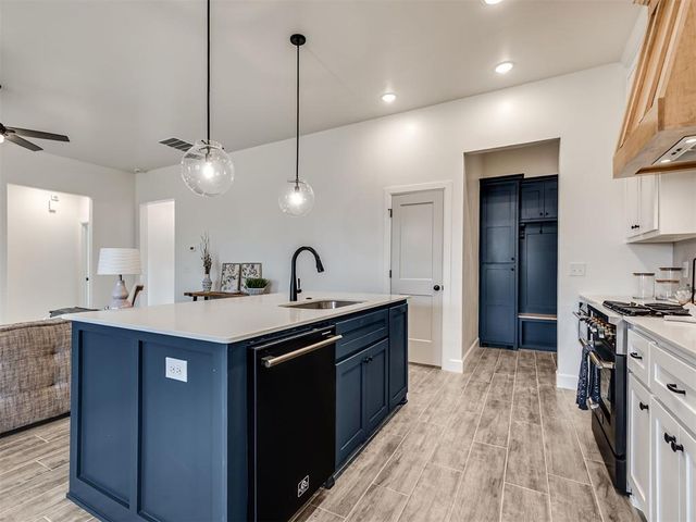 1191 Copper Ridge Circle, Piedmont, OK 73078