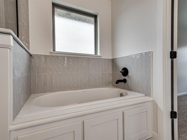 1191 Copper Ridge Circle, Piedmont, OK 73078