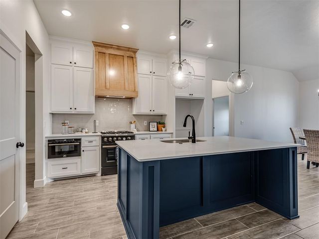 1191 Copper Ridge Circle, Piedmont, OK 73078