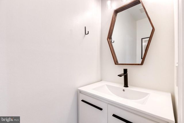 11932 THURLOE DR, Lutherville Timonium, MD 21093