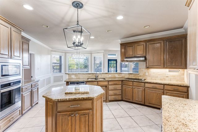 200 Applewood Lane, Haslet, TX 76052