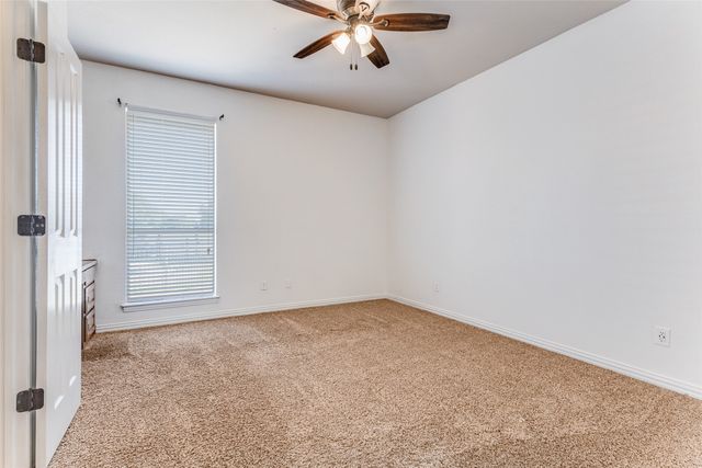 200 Applewood Lane, Haslet, TX 76052
