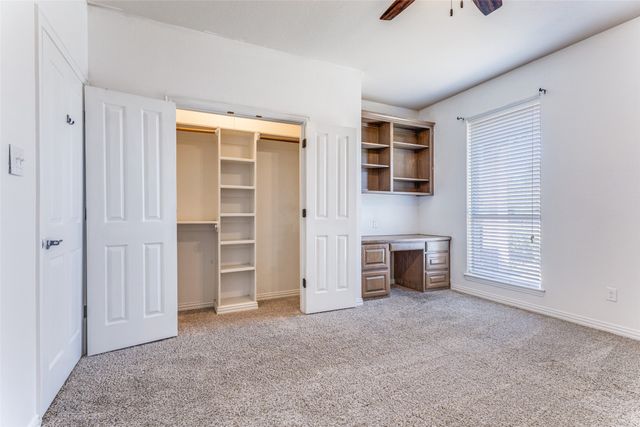 200 Applewood Lane, Haslet, TX 76052