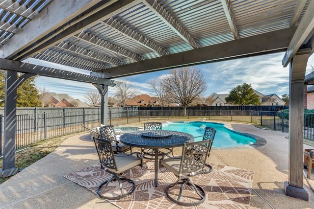 200 Applewood Lane, Haslet, TX 76052