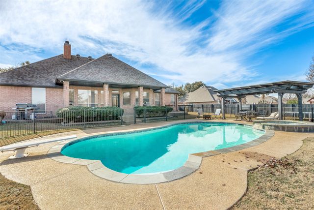 200 Applewood Lane, Haslet, TX 76052