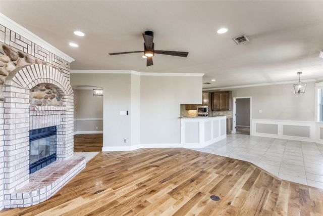 200 Applewood Lane, Haslet, TX 76052