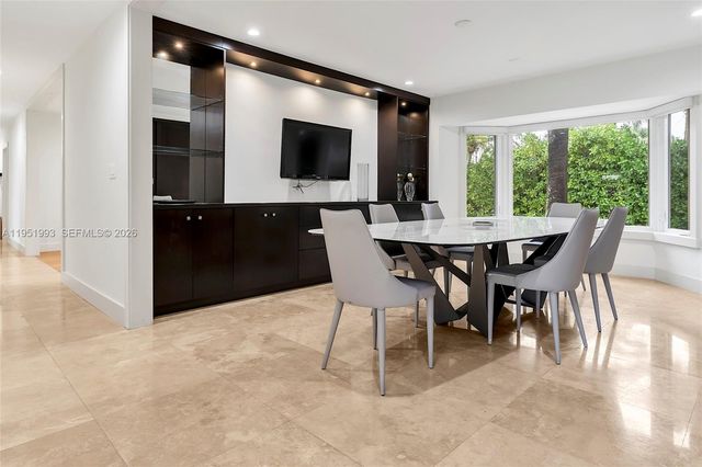 415 Rovino Ave, Coral Gables, FL 33156