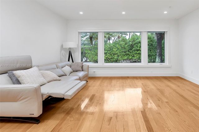 415 Rovino Ave, Coral Gables, FL 33156