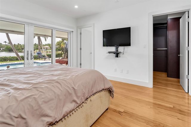 415 Rovino Ave, Coral Gables, FL 33156