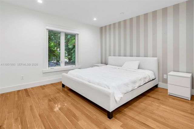 415 Rovino Ave, Coral Gables, FL 33156