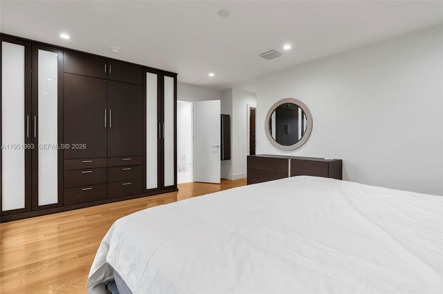 415 Rovino Ave, Coral Gables, FL 33156