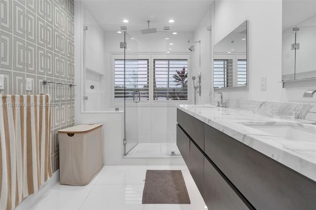 415 Rovino Ave, Coral Gables, FL 33156