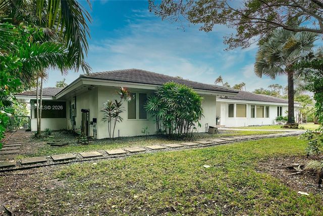 415 Rovino Ave, Coral Gables, FL 33156