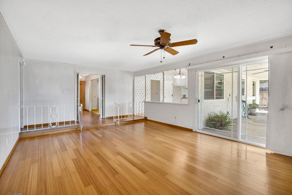 Image 14 of property listing at 448 Judy Court, Merced, CA 95348