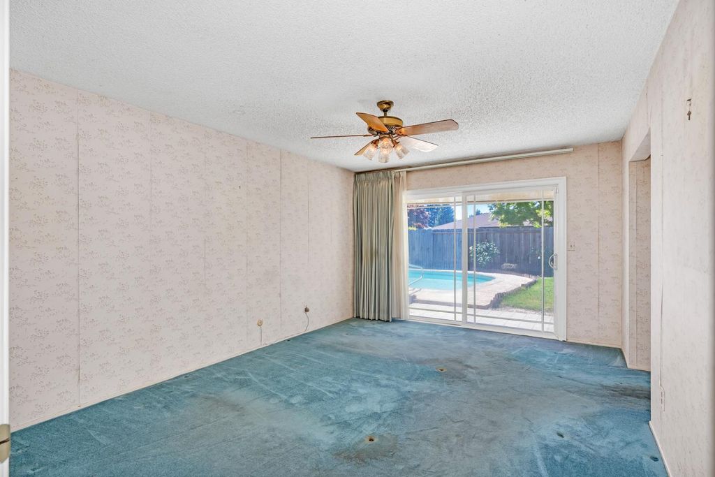 Image 24 of property listing at 448 Judy Court, Merced, CA 95348