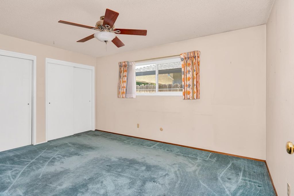 Image 36 of property listing at 448 Judy Court, Merced, CA 95348