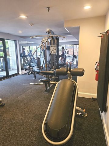 12 9th St 206, Medford, MA 02155