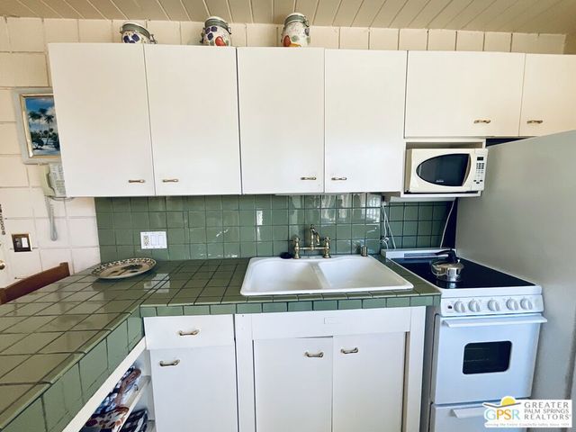 1111 E Palm Canyon Drive 347, Palm Springs, CA 92264