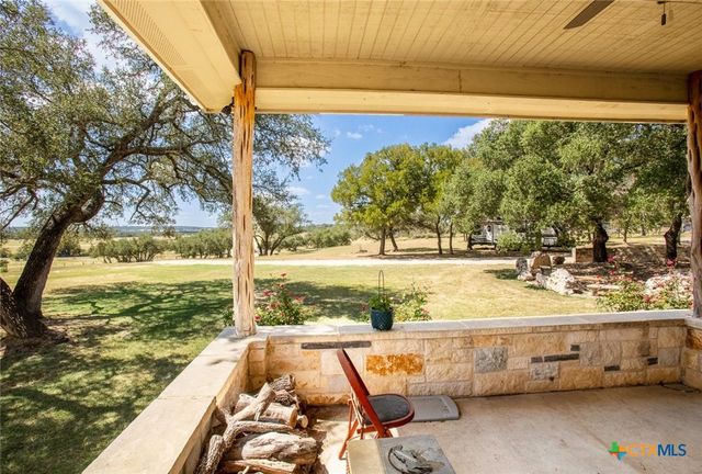 2010 County Road 233, Florence, TX 76527