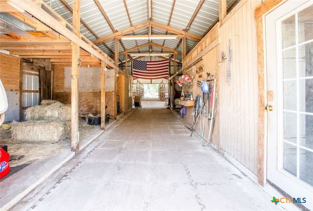 2010 County Road 233, Florence, TX 76527