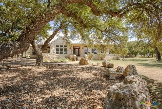 2010 County Road 233, Florence, TX 76527