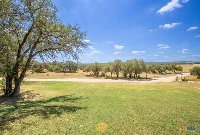 2010 County Road 233, Florence, TX 76527