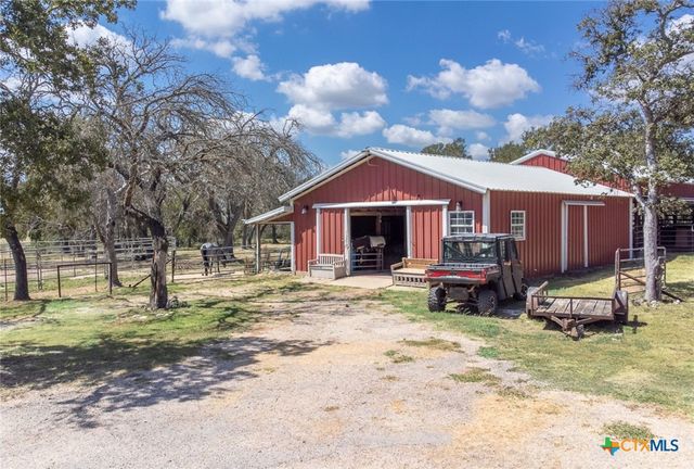 2010 County Road 233, Florence, TX 76527