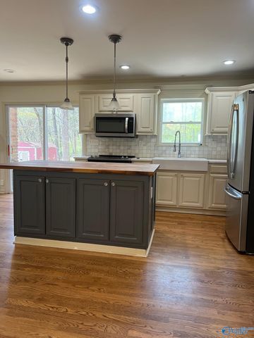 7110 Jones Valley Drive, Huntsville, AL 35802