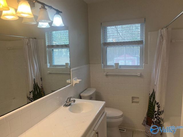 7110 Jones Valley Drive, Huntsville, AL 35802