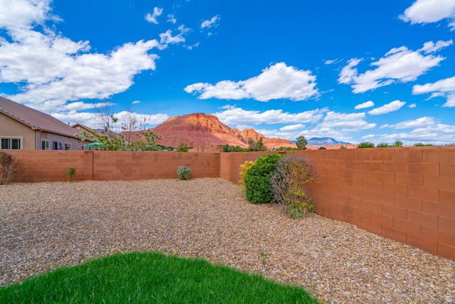 373 S 100 W, Ivins, UT 84738