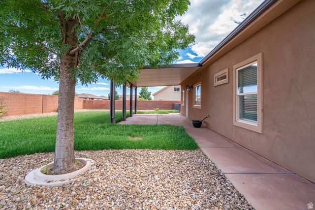 373 S 100 W, Ivins, UT 84738
