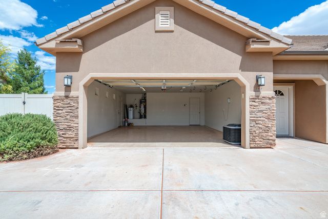 373 S 100 W, Ivins, UT 84738