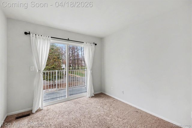 56192 Troon N, Shelby Charter Township, MI 48316