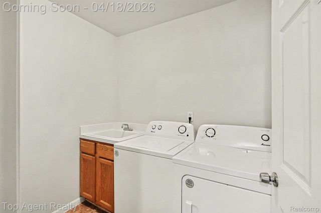 56192 Troon N, Shelby Charter Township, MI 48316