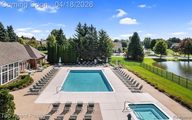 56192 Troon N, Shelby Charter Township, MI 48316