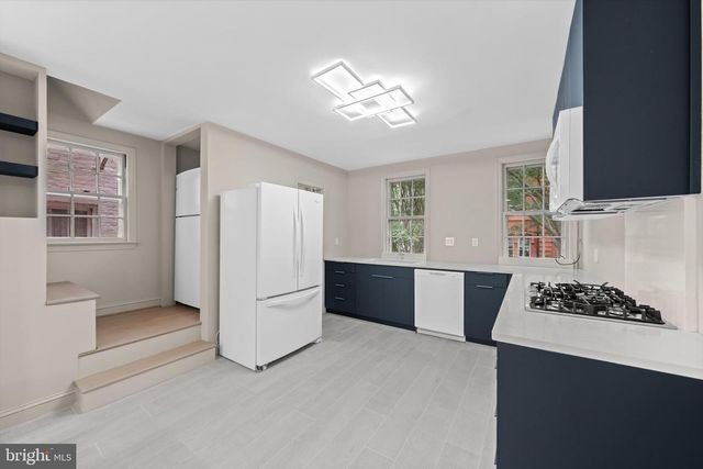 1525 35TH ST NW, Washington, DC 20007