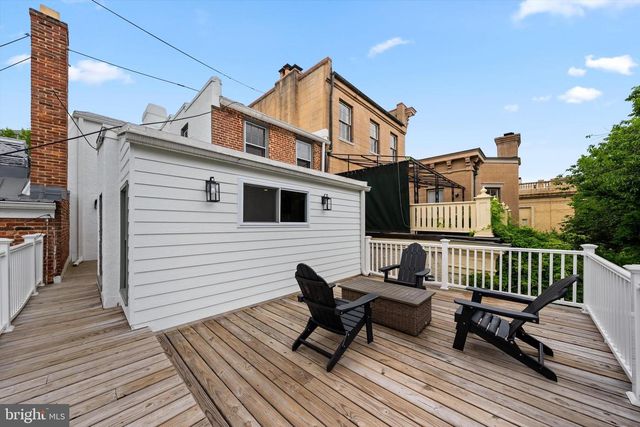 1525 35TH ST NW, Washington, DC 20007