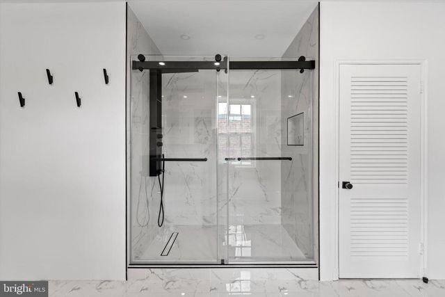 1525 35TH ST NW, Washington, DC 20007