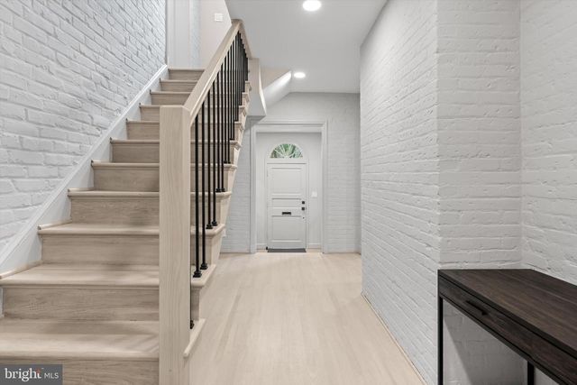 1525 35TH ST NW, Washington, DC 20007