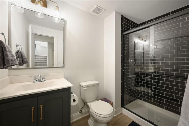5917 W 61st Terrace, Mission, KS 66202