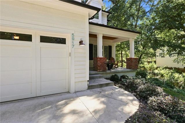 5917 W 61st Terrace, Mission, KS 66202