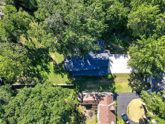 5917 W 61st Terrace, Mission, KS 66202