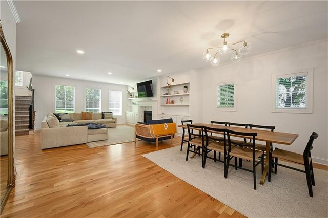5917 W 61st Terrace, Mission, KS 66202
