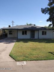 2241 W WHITTON Avenue, Phoenix, AZ 85015